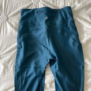 Lululemon leggings size 8